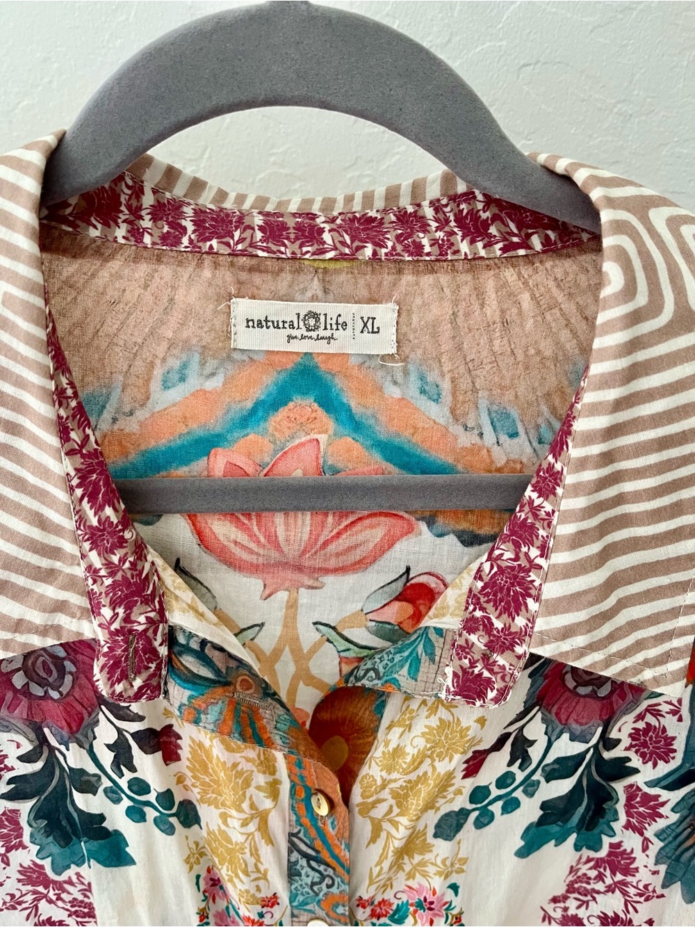 Natural Life Floral/Geometric Button-Down Blouse in Cream & Multicolor - Picture 2 of 7